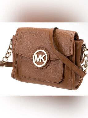 LOW START Michael Kors EUC Margo Leather Messenger Crossbody Bag
